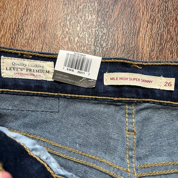 NWT LEVI'S Premium Mile High Super Skinny Jeans in Dark wash SZ 26 - Picture 8 of 12